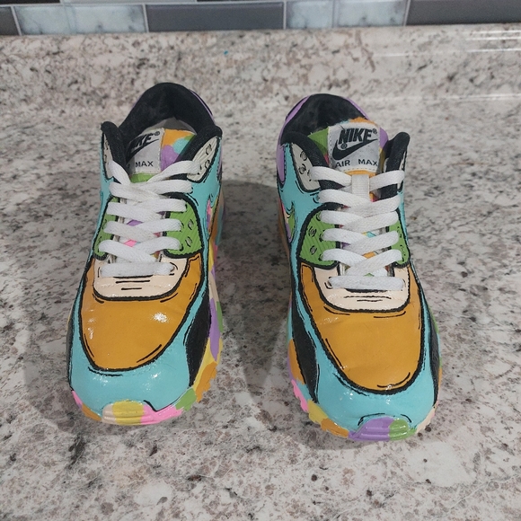 Nike air max size 6Y custom - Picture 5 of 9